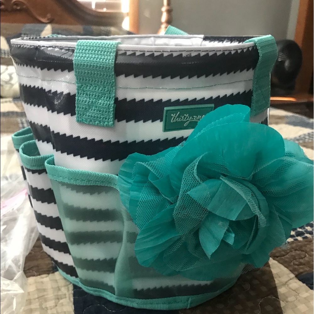 Thirty-one Round About Caddy